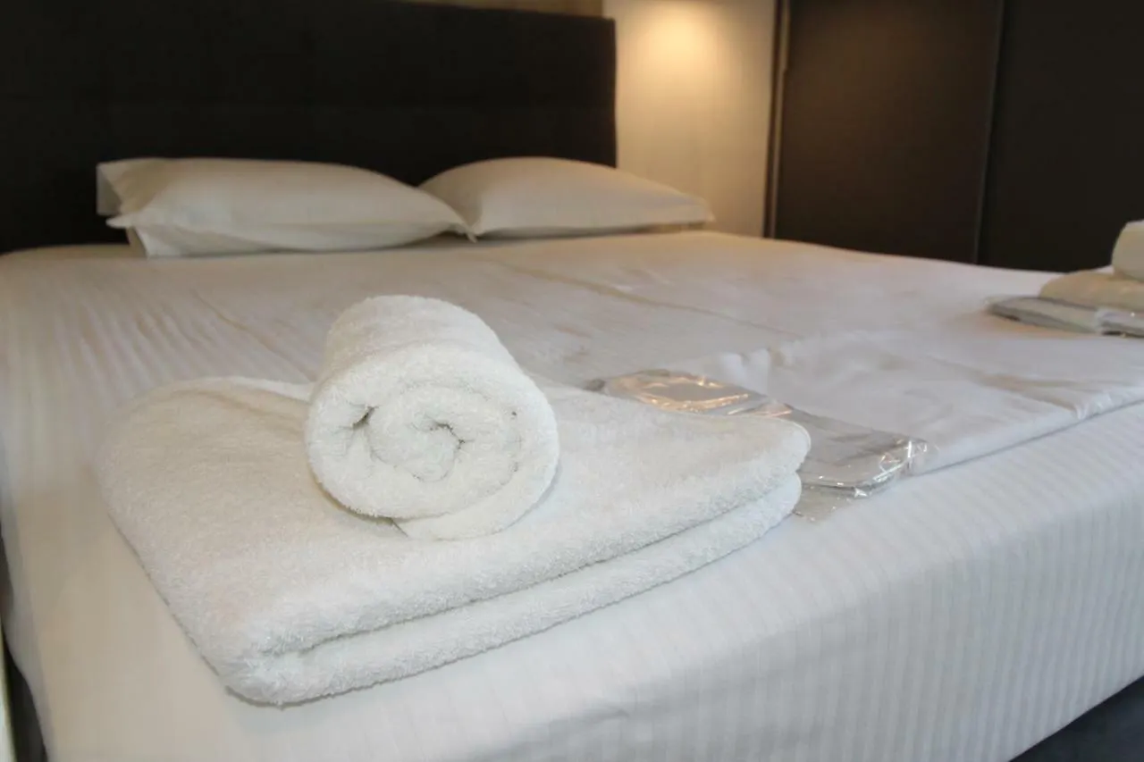 Yellow Suite Group Mesitiki Thessaloniki 0*,  Greece
