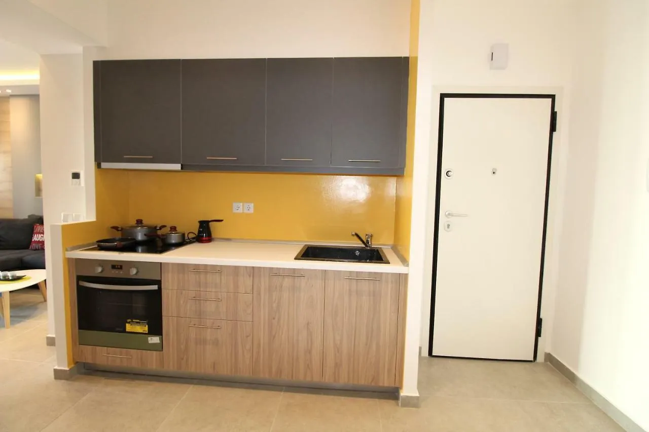 Apartment Yellow Suite Group Mesitiki Thessaloniki